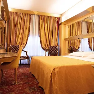 Wagner 4*, Milano İtalya