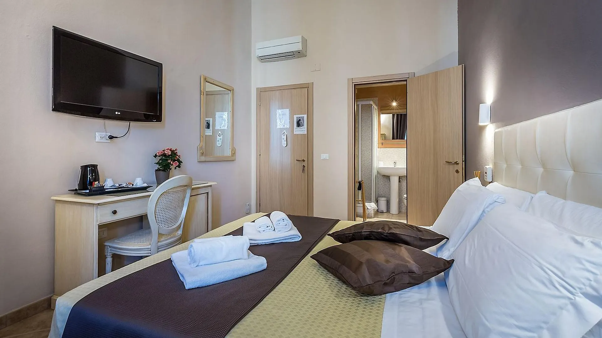 Bed and Breakfast Sognando Firenze 3*, Florencia Italia
